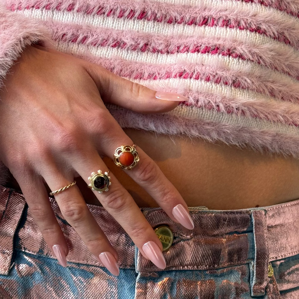 Blush Hour blush pink almond press on nails soft gel plaknagels