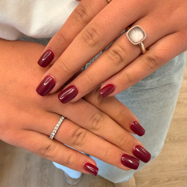 Cherry red plaknagels square soft gel nepnagels