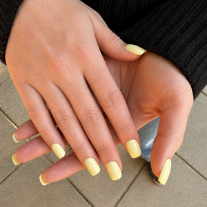 Elegante butter yellow kunstnagels