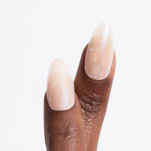 Close-up van Glazed & Confused glazed nude press on nagels - Freaky Nails