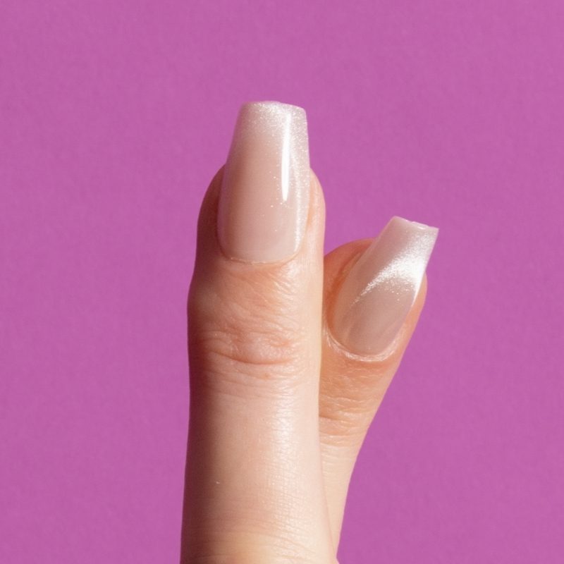 Close-up van Glitter Goals nude glitter coffin press on nagels - Freaky Nails