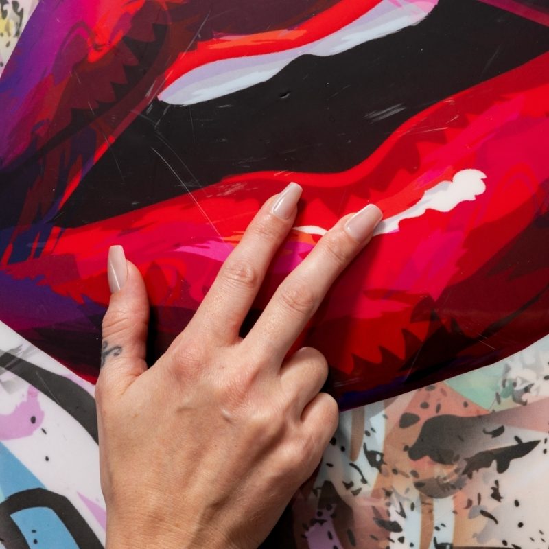 Close-up van Glitter Goals nude glitter coffin press on nagels - Freaky Nails