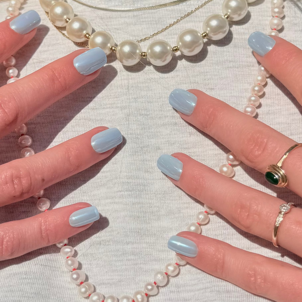 Icy blue press on nails Cool Crush blauwe soft gel plaknagels