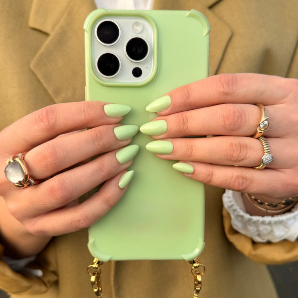 Matcha groene press on nails - soft gel plaknagels van Freaky Nails