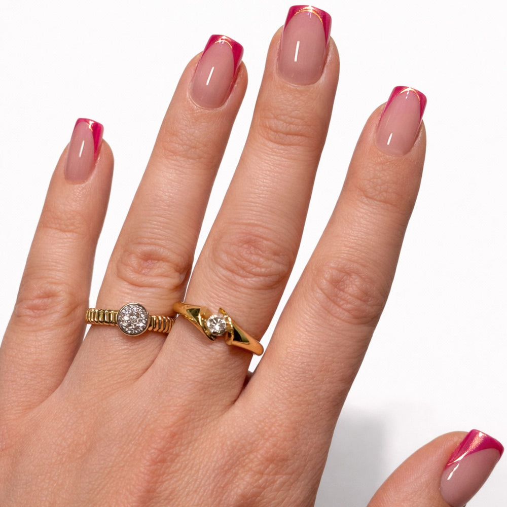 Pink Drip op Vingers Freaky Nails