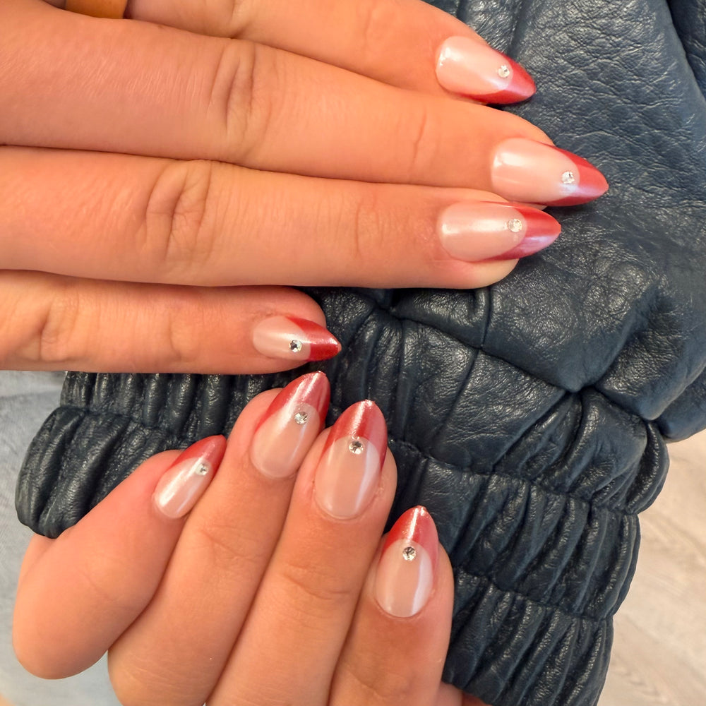 Velvet Flame rode chrome almond press on nails