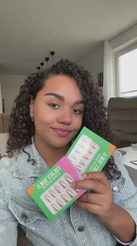 French Rewind Aanbrengen - Freaky Nails